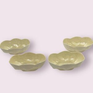 𝅺Belleek Neptune Shell Dish set of 4